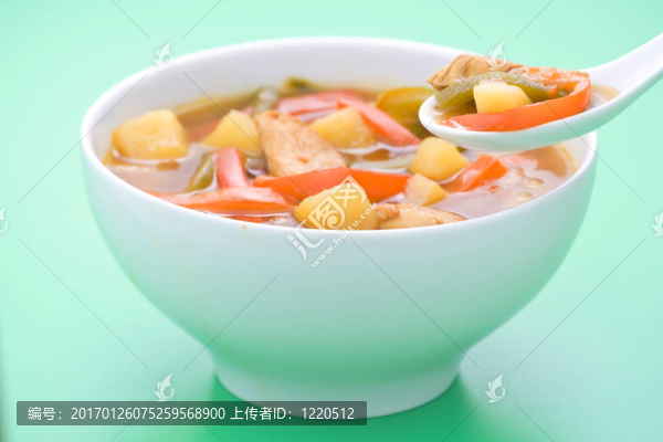 雞肉雞湯蔬菜