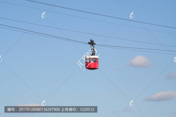 纜車和天空
