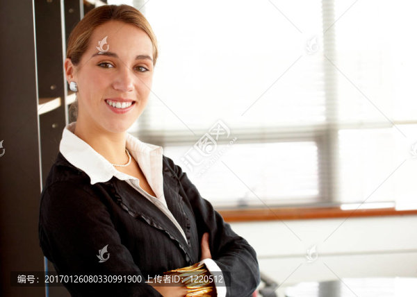 辦公室里的商業(yè)女性