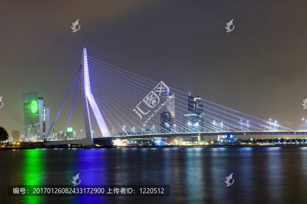 伊拉斯謨橋的夜晚