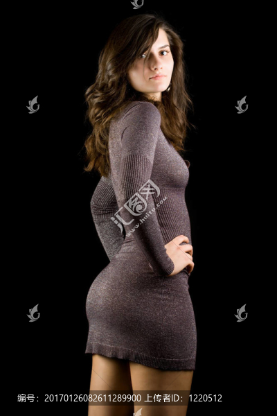 黑色美麗的女士