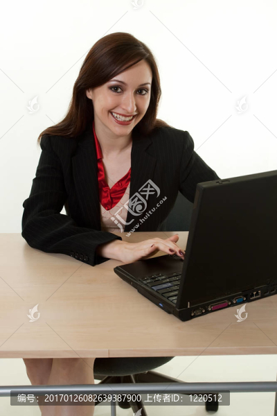 在辦公室工作-匯圖網(wǎng) www.fosd68.com 在辦公室工作