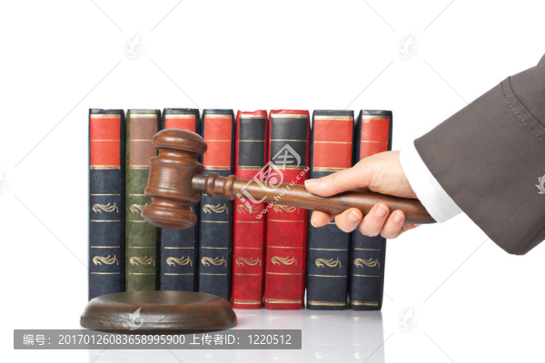 法官宣布判決
