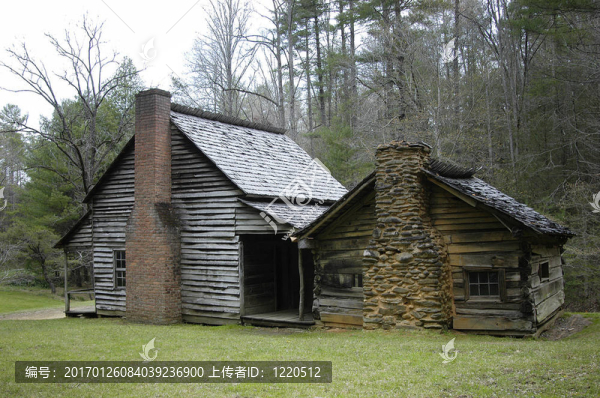 Matilda,Shields,Cabin；Cade,s,Cove