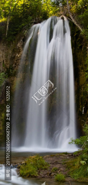 接近Spearfish,Falls