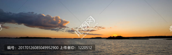 天端湖全景