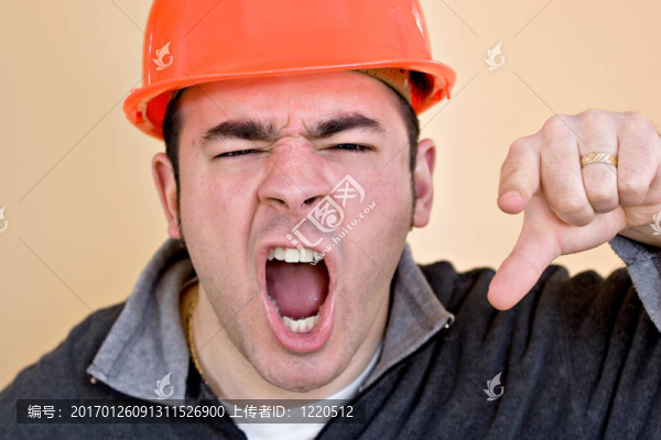 憤怒的建筑工人