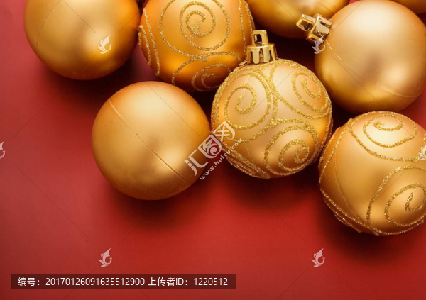 金紅色的圣誕裝飾品
