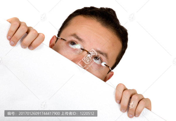 商人拿著一張白牌