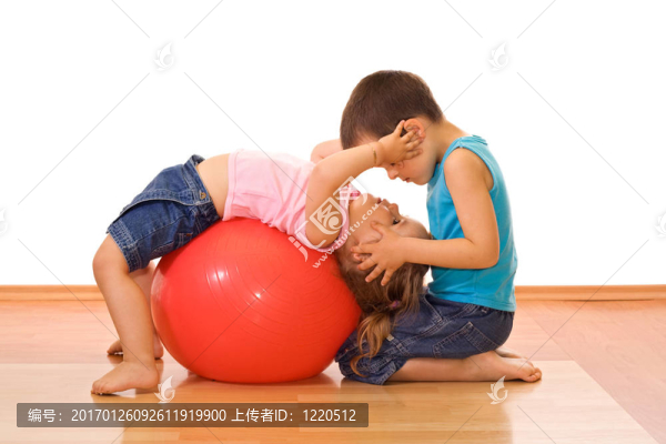 健身房的孩子