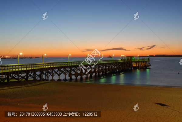 埃斯特角城海灘碼頭