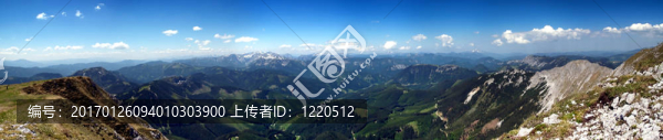 從山上遠(yuǎn)眺Veitsch