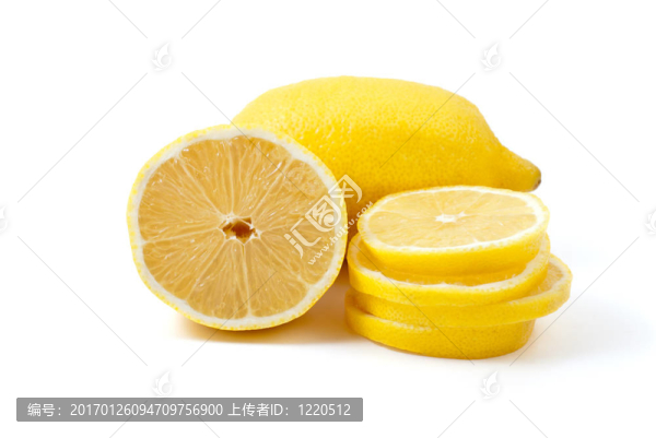 檸檬。整；半片