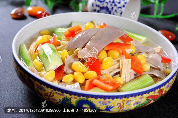 白果腐竹浸肚仁