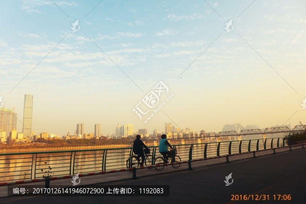 霧霾都市柳州