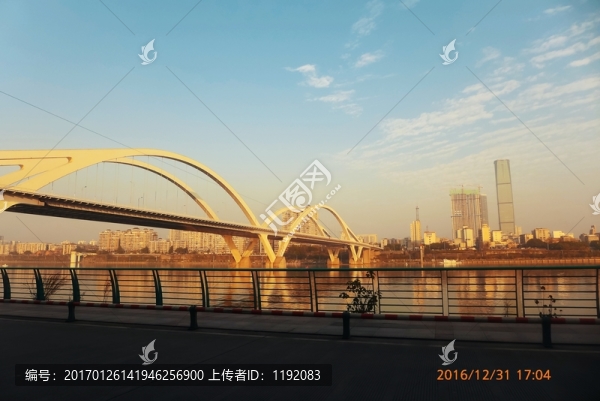 霧霾都市柳州