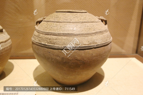 青釉劃紋原始瓷瓿bu,西漢
