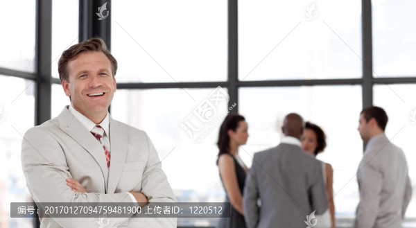 商業(yè)團(tuán)隊(duì)中有信心的商業(yè)人士