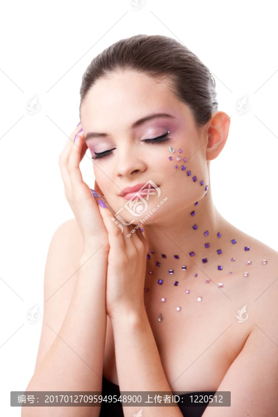 美麗的女人與紫妝