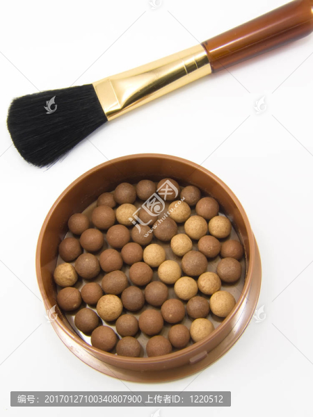 化妝刷和粉球