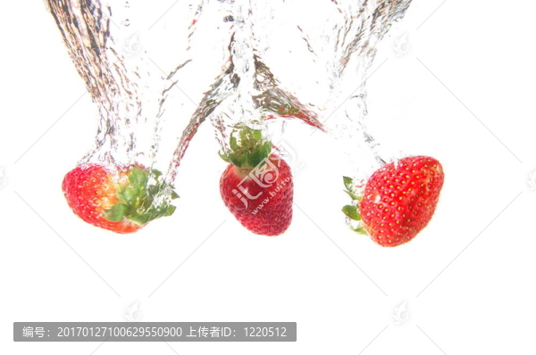 在水strawbarry水果