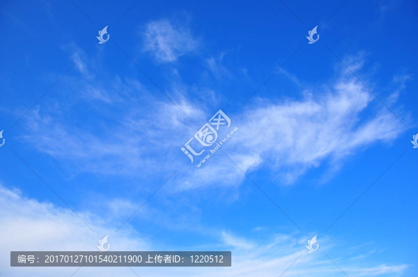 天空中的云