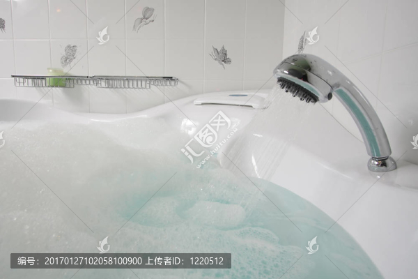 現(xiàn)代浴室