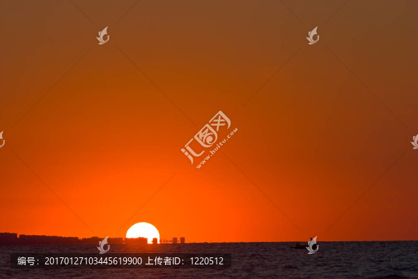 海上日落