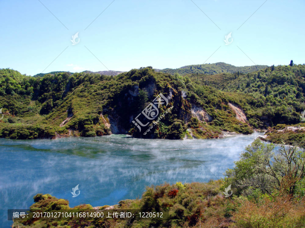 地?zé)釃娍诤土髟赪aimangu；羅托魯阿；新西蘭