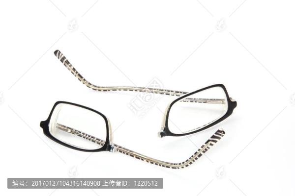 破碎的眼鏡