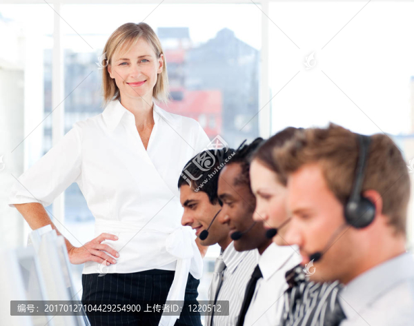 女人顯示leadershp業(yè)務(wù)
