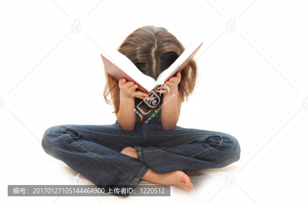 年輕的女孩讀的書