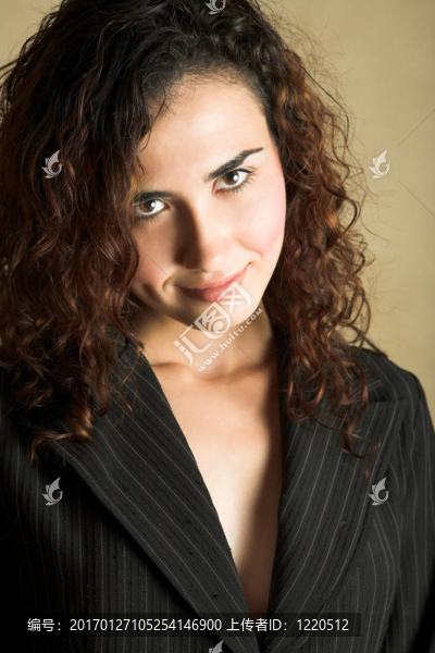 年輕的成年女性