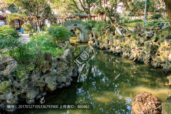 假山水渠