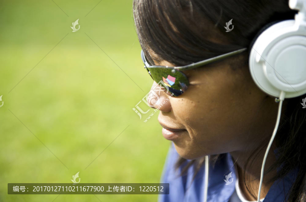 聽音樂