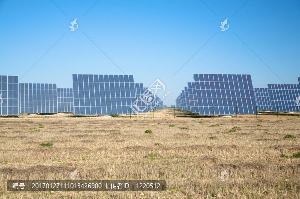 太陽能電池板組