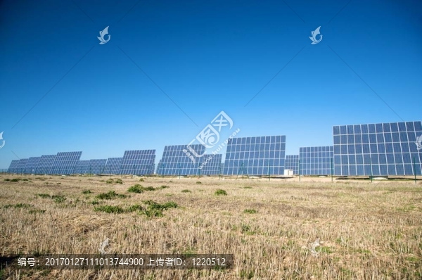 太陽能電池板組