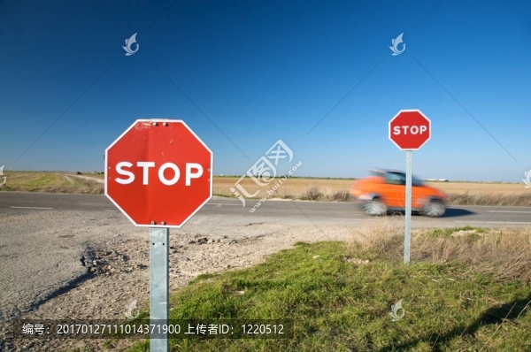 通過停車的交通標(biāo)志的速度
