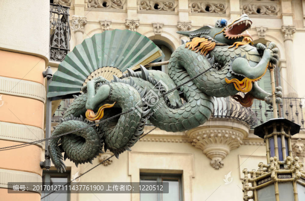 在卡薩布魯諾Quadros巴塞羅那中國(guó)龍；西班牙