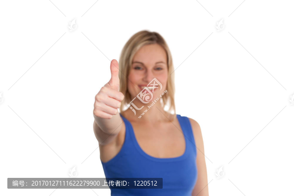 美麗的女人與拇指最多的相機