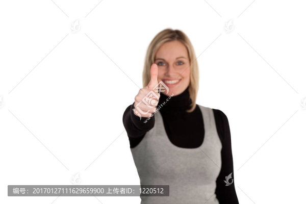 女人豎起大拇指到相機(jī)