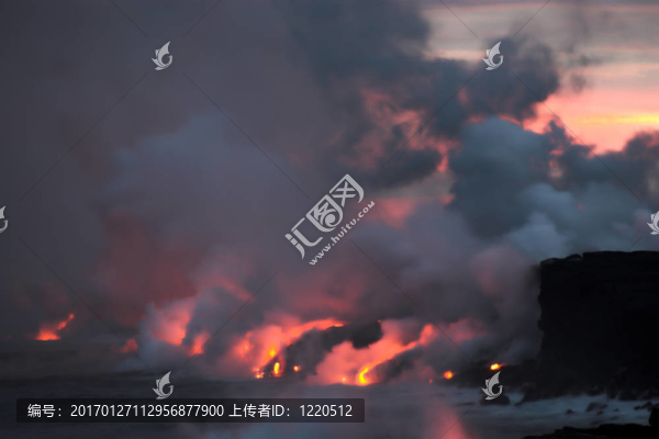 熔巖流入海洋