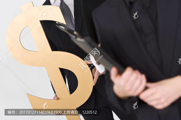 強(qiáng)大的美元