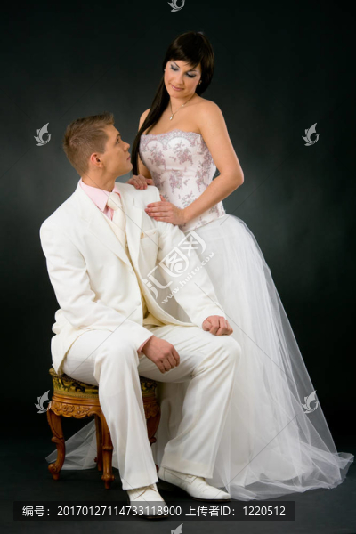婚禮的夫婦
