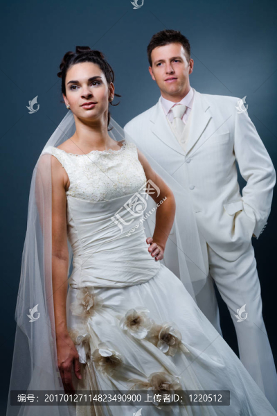 婚禮的夫婦