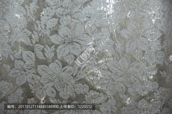 衣服的細(xì)節(jié)