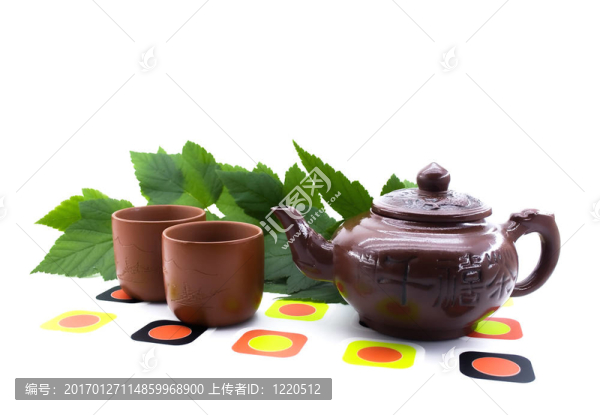 紫砂壺和杯子