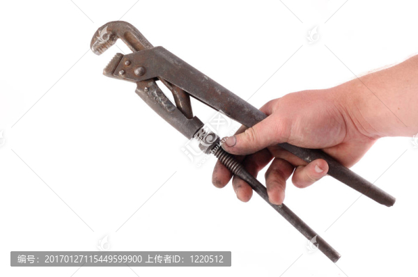一種金屬扳手在手上