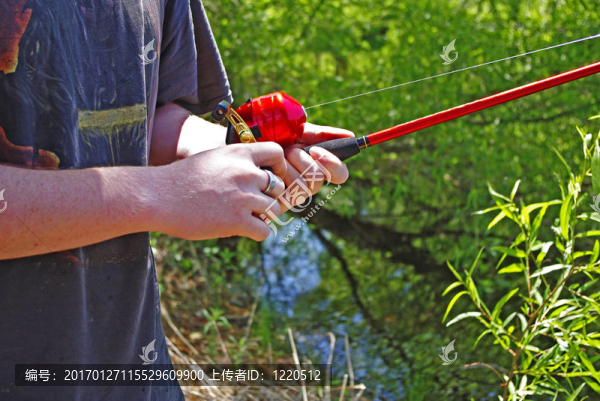 妙趣釣魚三人行