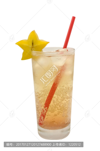 一杯冷飲，在高高的玻璃，一個紅色的吸管和配菜的楊桃。